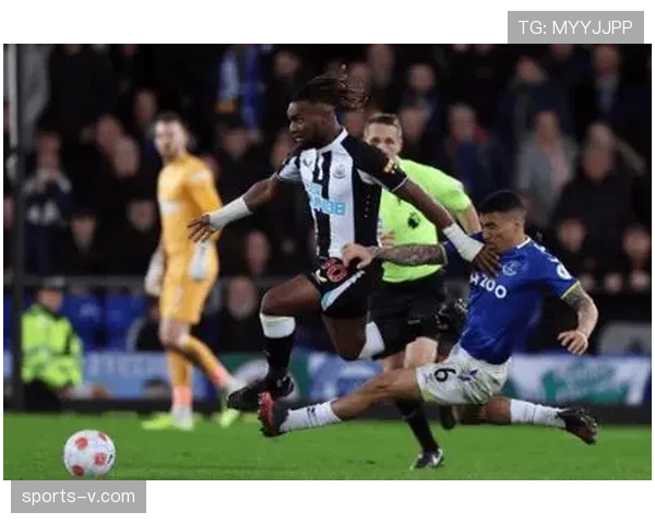 保级生死战：埃弗顿1-0小胜布伦特福德逃离降级区